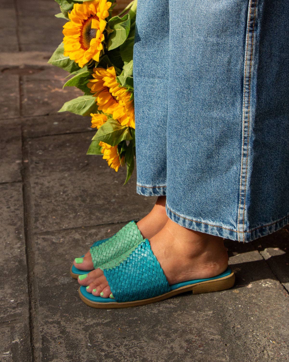 Chapala Menta - Mint and Blue Woven Flat Sandal