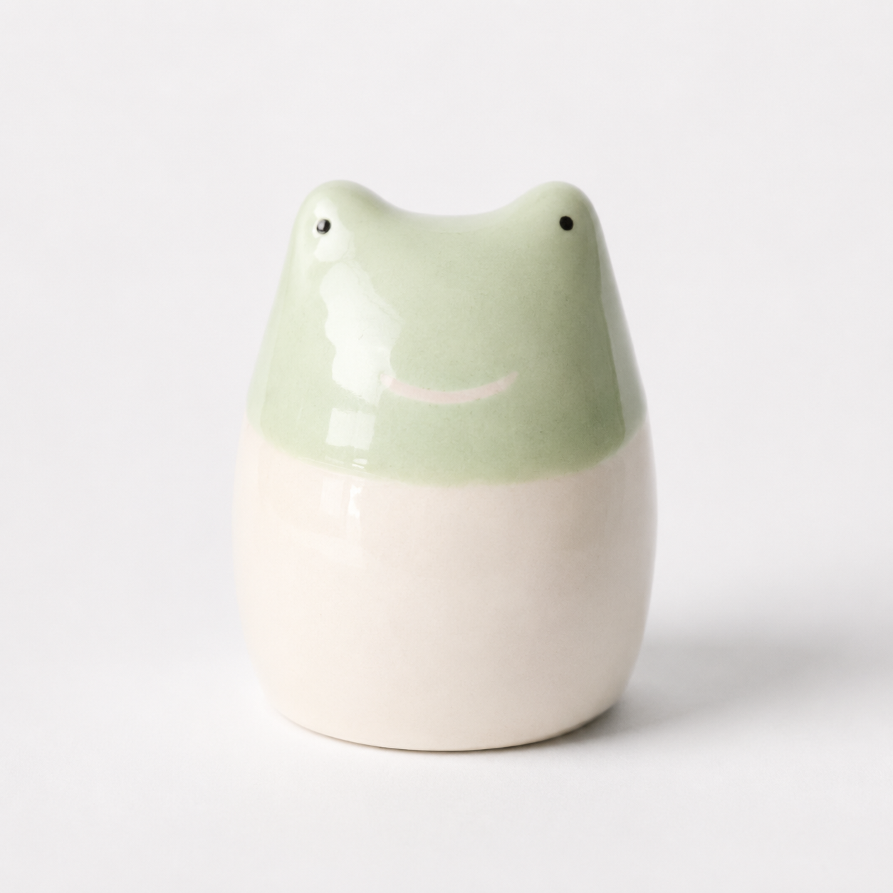 Little Frog Amulet of Adventures – Handmade Symbol of Joy & New Experiences