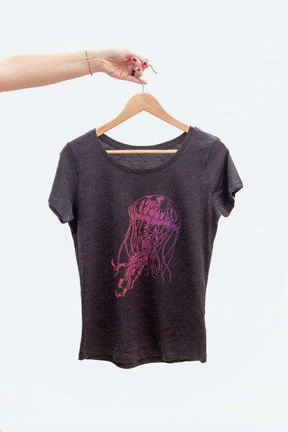 Medusa T-Shirt – Sea Life Aesthetics Collection