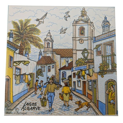 Ceramic Tile Trivet Portugal Street Scene 15x15cm_Lagos_Man_whitebg_Reber_Iberica